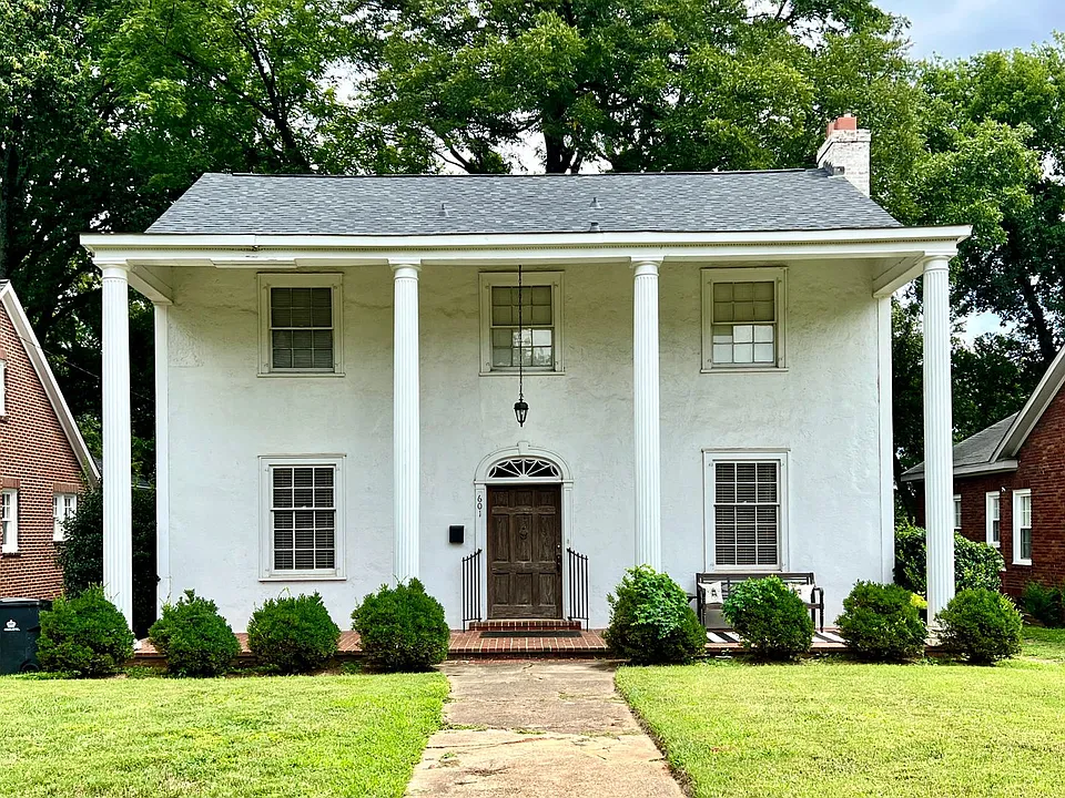601 Grandin Rd