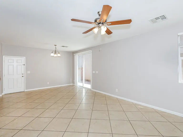 9904 Pride Dance Ct — Photo 5