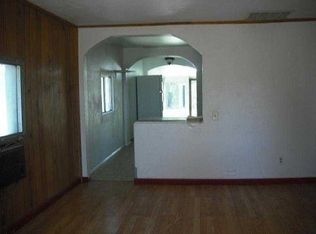 627 S 10th St, Montrose, CO 81401