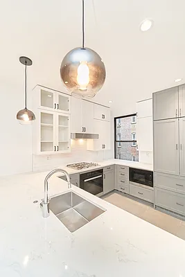 Rented by Living New York | media 13