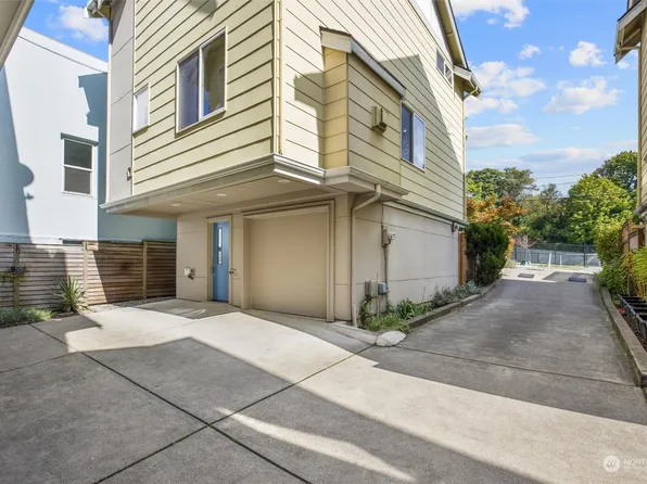 5505 13th Avenue S, Seattle, WA 98108