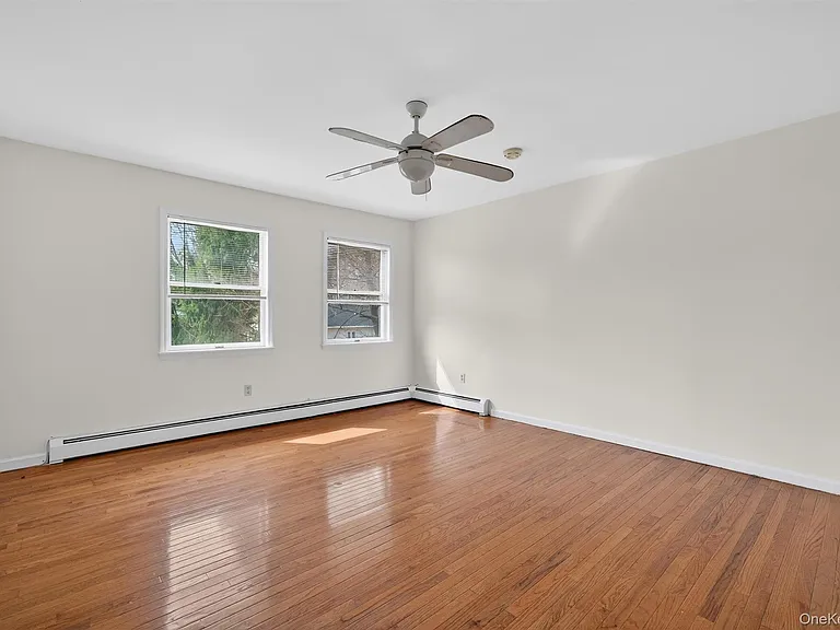 82 Walton Ter — Photo 18