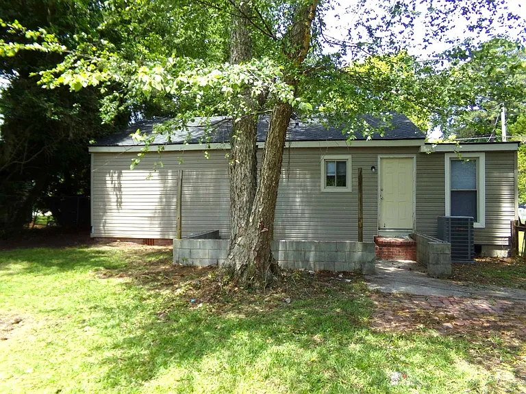 205 Miller Blvd — Photo 18