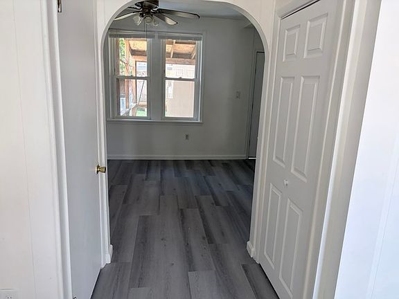 4th image of 17 Walnut St