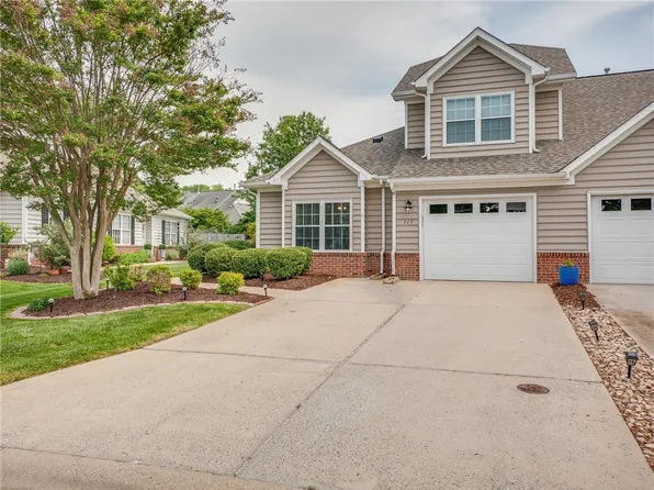 117 Fyfe Ct, Williamsburg, VA 23185