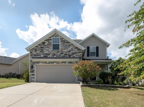 2972 Town Branch Rd, Lexington, KY 40511