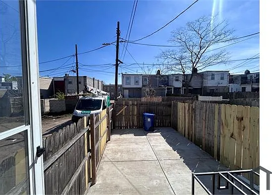 409 N Bradford St — Photo 8