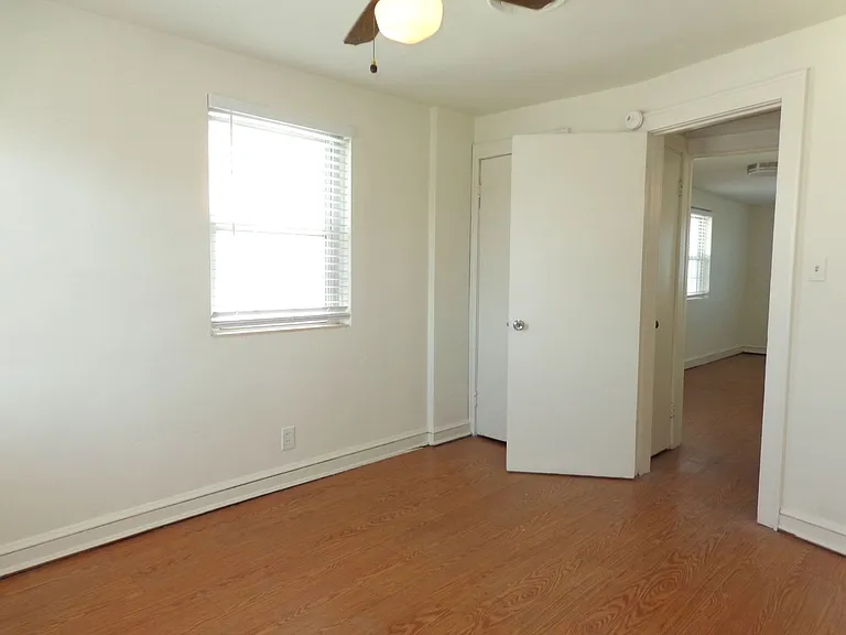2020 E Ocean View Ave — Photo 23
