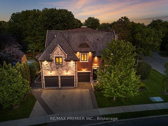 2nd image of 35 Normandale Cres