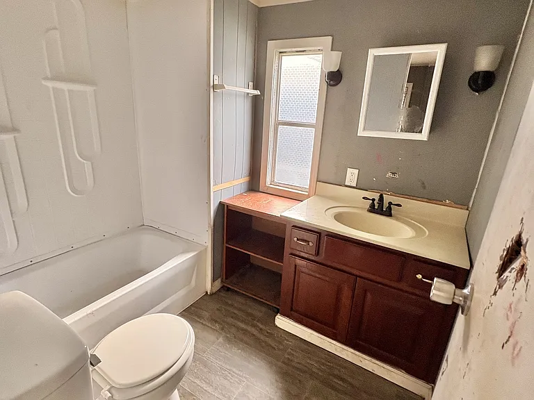 428 Lafayette Rd #27 — Photo 6