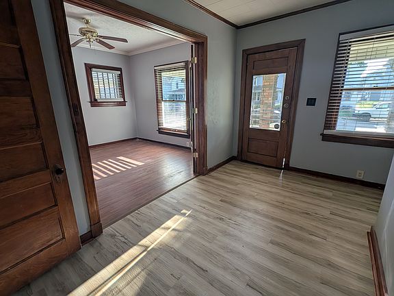 3rd image of 44 Edgar Ave