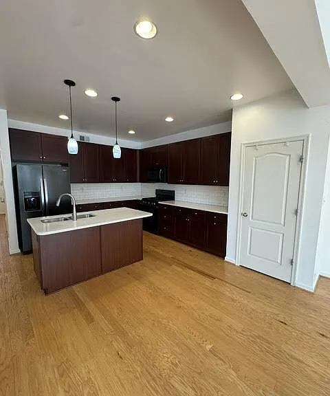 110 Copeley Cir — Photo 6