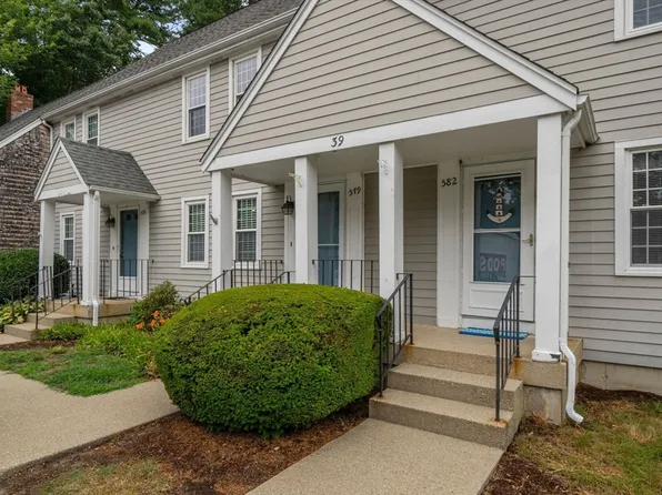 579 Twin Lakes Dr #579, Halifax, MA 02338