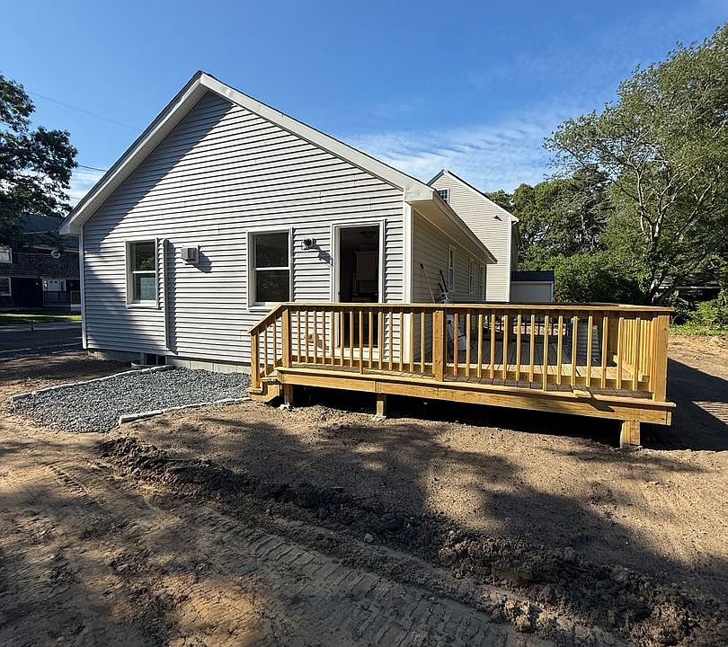 1st image of 326 Oakland Rd