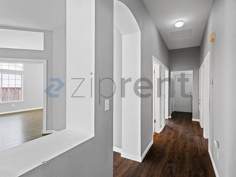 4764 Brookside Cir — Photo 15