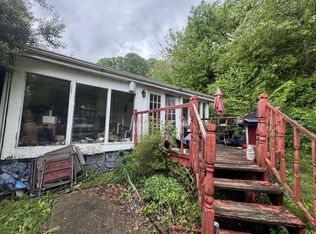 1905 Crescent Rd, Charleston, WV 25302