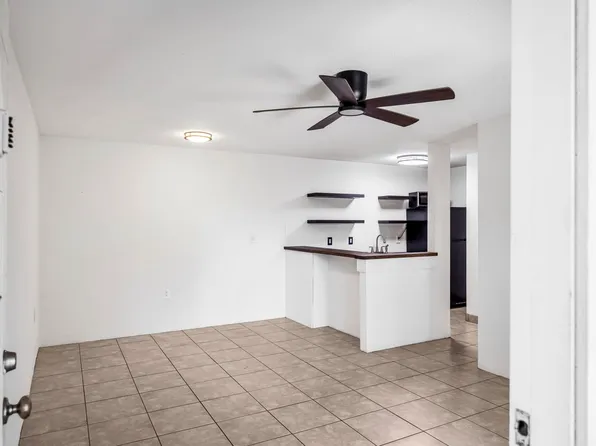 160 Keonekai Rd APT 12-106, Kihei, HI 96753