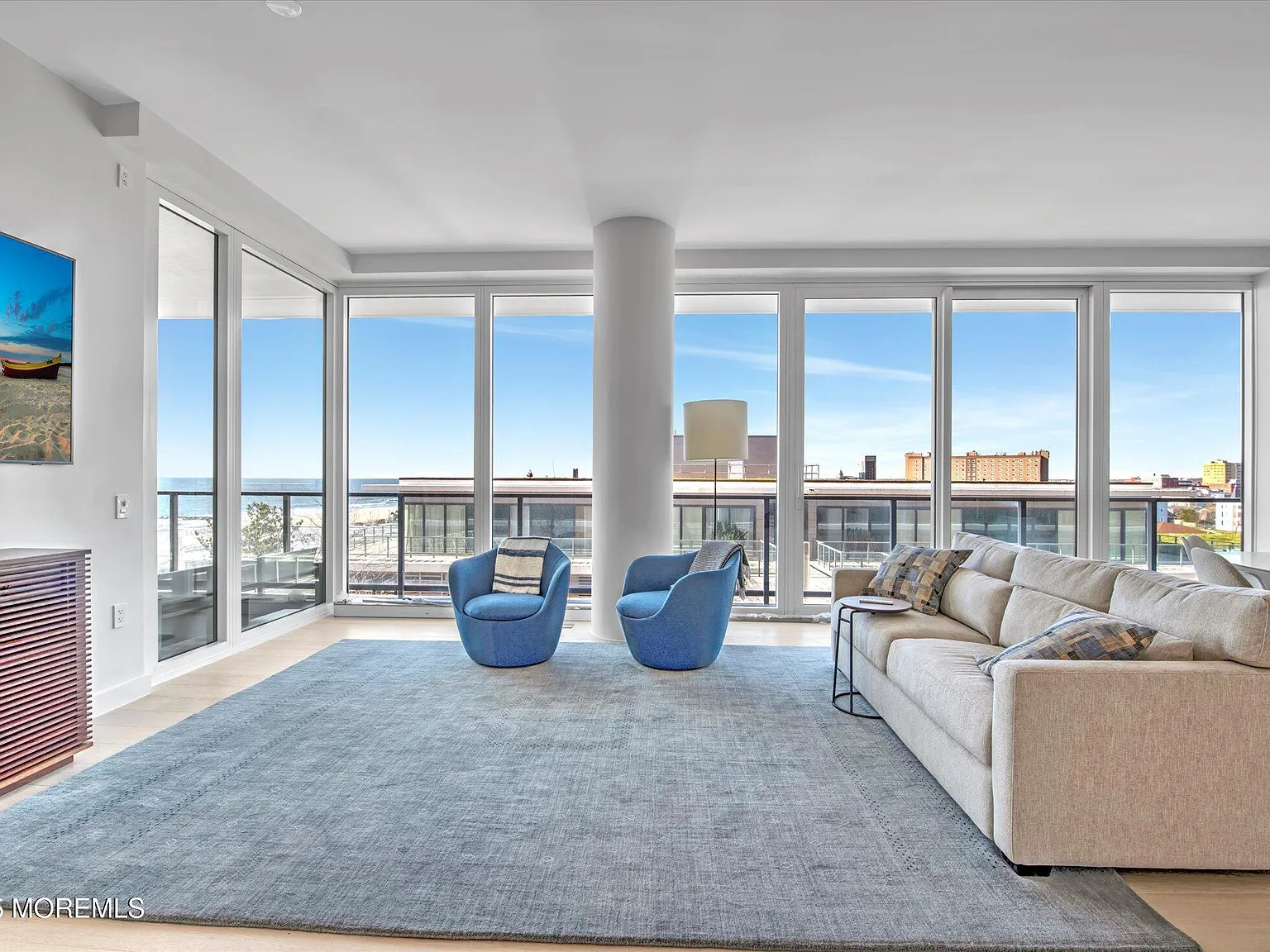 2 bed, 1355 sqft, $9,000 — Photo 4