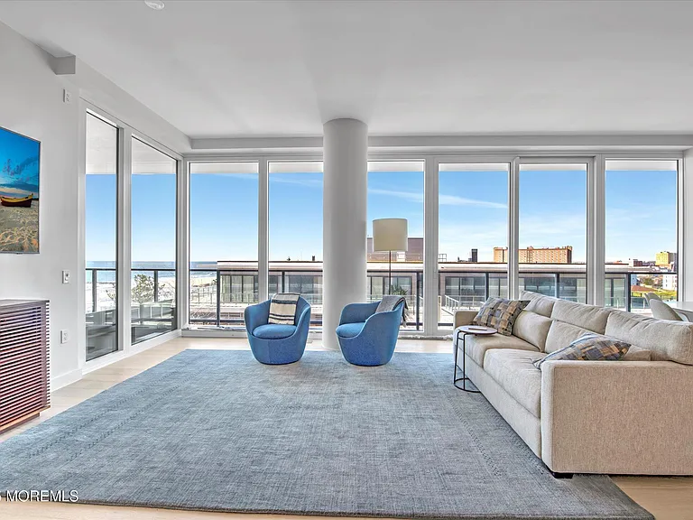 1101 Ocean Ave #603 — Photo 4