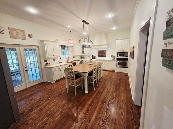 1366 Old Golf Course Rd