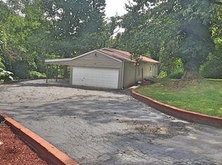 647 Adrian Dr, Saint Louis, MO