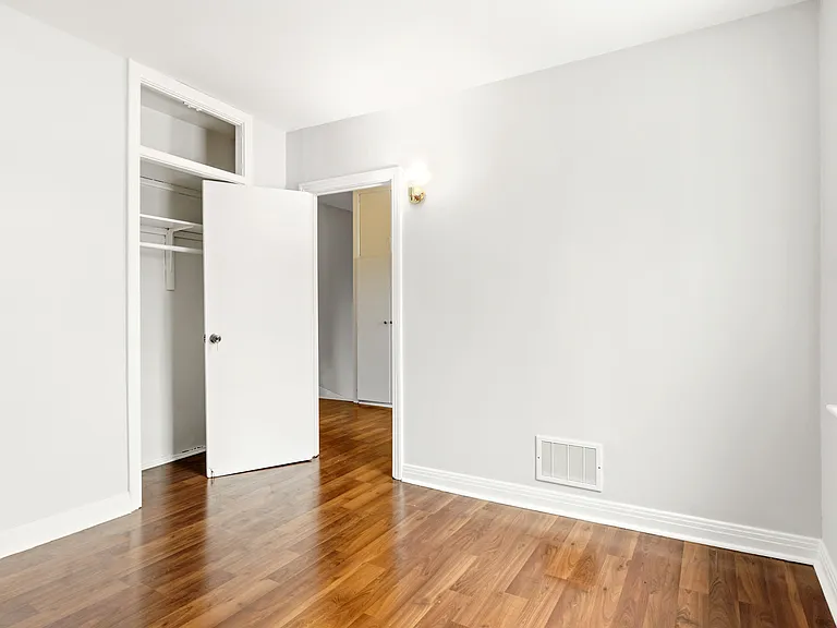 481 Besserer St #1 — Photo 18