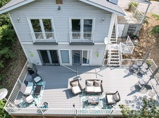 314 Shawnee Rd, Sunrise Beach, MO 65079