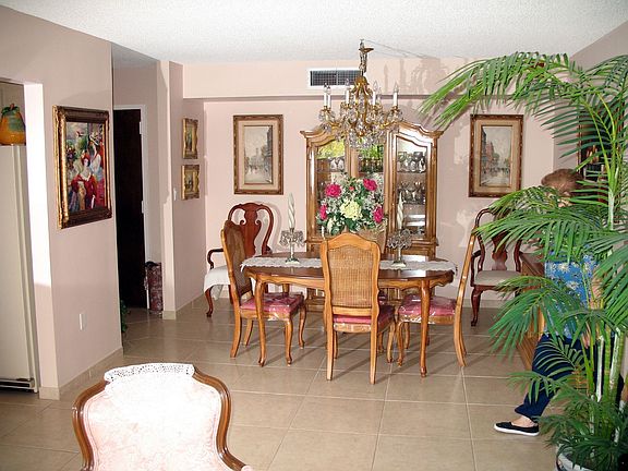 4th image of 5700 SW 127th Ave APT 1318
