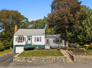 17 Spring St, Wakefield, MA 01880