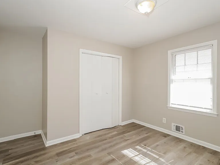 3276 Elm St — Photo 15