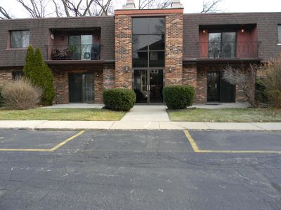 38 W Maple Ave #38, Mundelein, IL, 60060