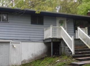 2294 Maplewood Rd, Jefferson Township, PA 18436