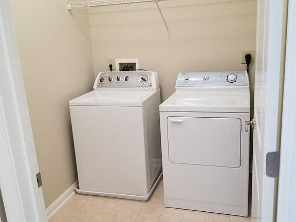 4th image of 2665 Prosperity Ave APT 303