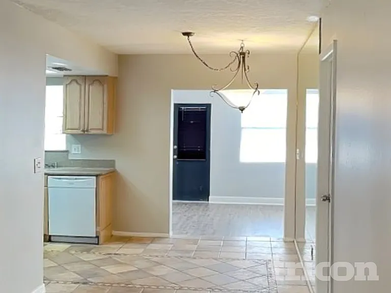 2813 Whippet Ct — Photo 4