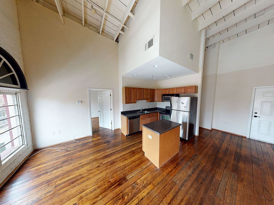 1st image of 0 E Broad St APT 3A