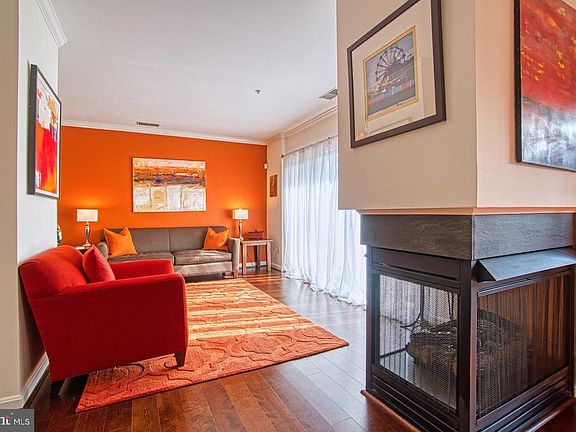 3-Sided Gas Fireplace