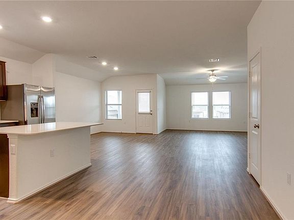 5th image of 11805 Monterosso Dr