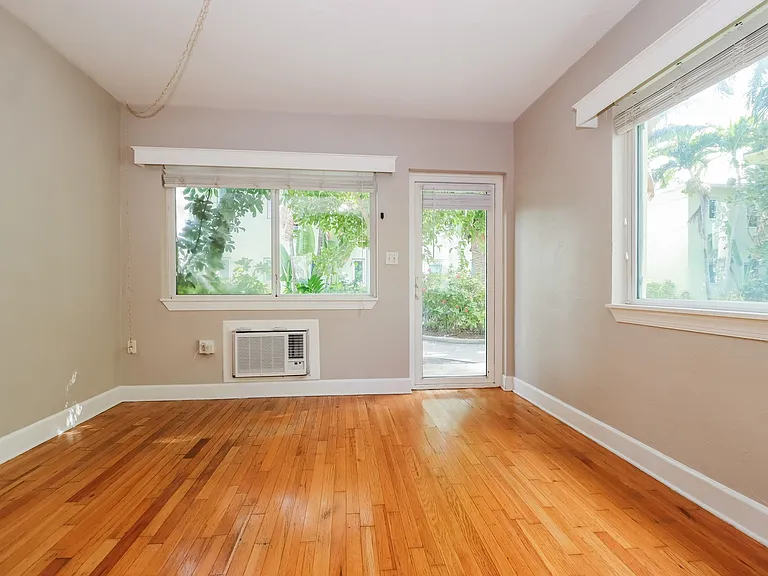 301 4th Ave N, St Petersburg, FL 33701 — Photo 18