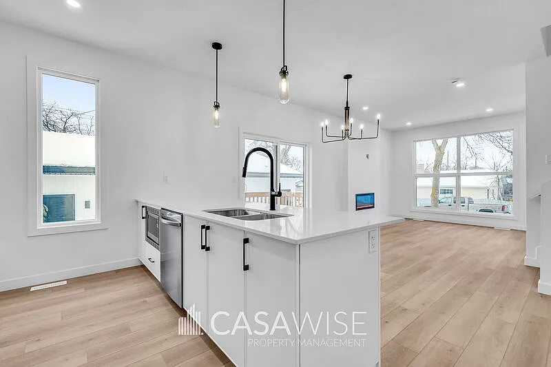 Building Photo - 15412 96th Ave NW #MAIN