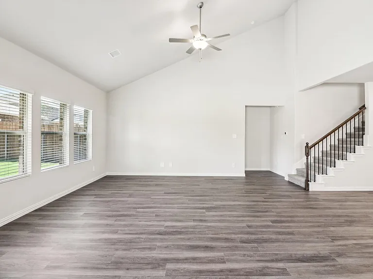 701 Easthill Dr — Photo 19