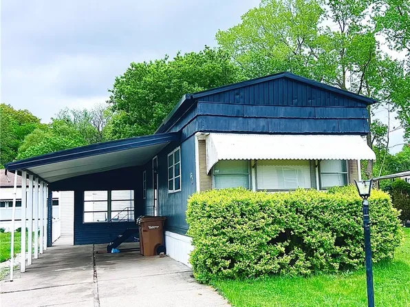 62 Carefree Ln, Buffalo, NY 14227