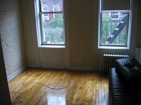 Rented by JMK Realty | media 21