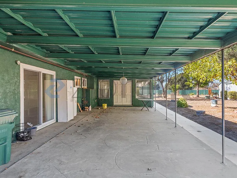 16 Tasco Ct — Photo 36