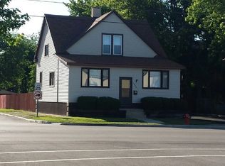 18361 Wentworth Ave, Lansing, IL