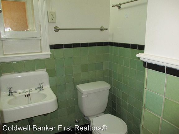3rd image of 2 E Birch St APT 409