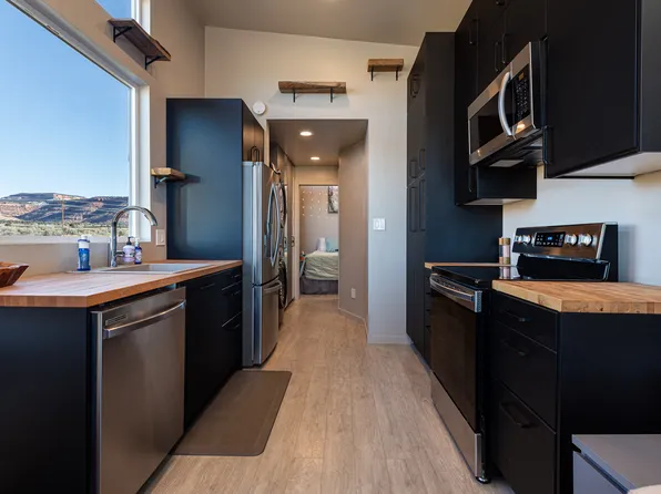 1555 S Lost Dr, Kanab, UT 84741