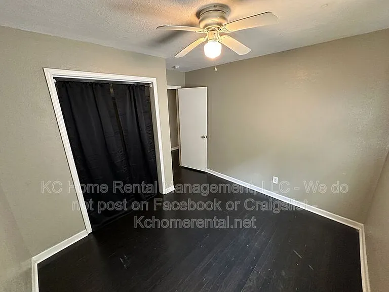 5903 E 149th St — Photo 13