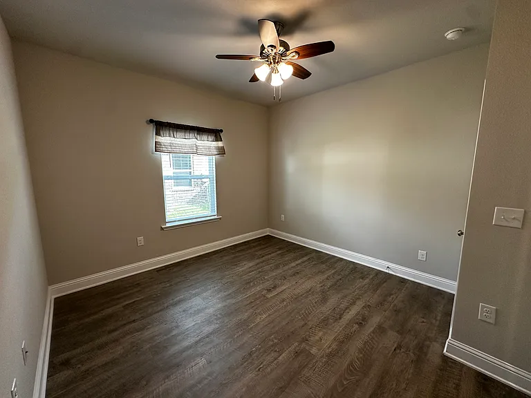 31468 Memphis Loop — Photo 21