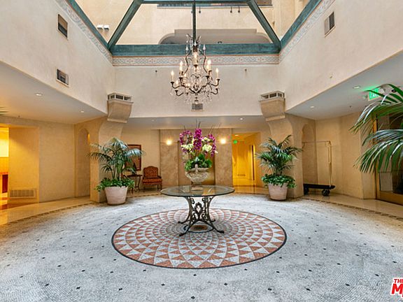 2nd image of 11500 San Vicente Blvd APT 515