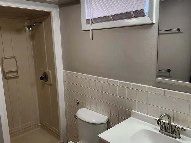 13715 Birchwood Ave — Photo 14